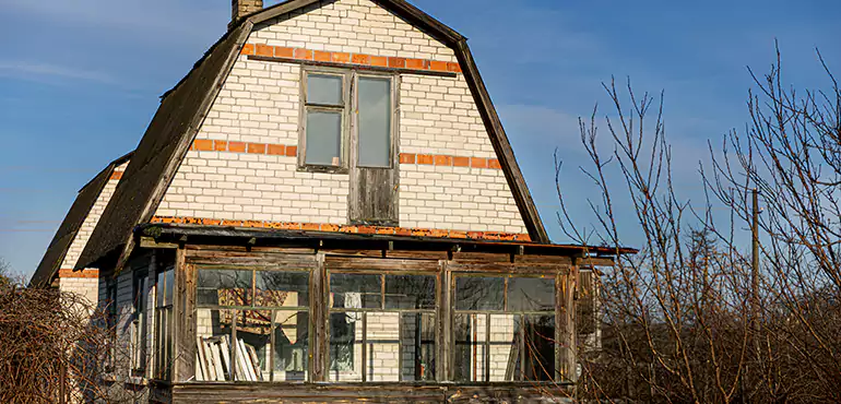 Types of Houses We Buy Without Repairs in St. Paul, MN