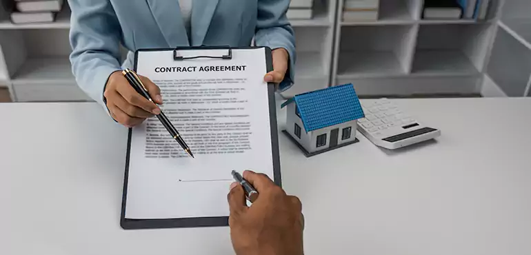 Why Sell Your Wholesale Assignment Contract to Us in St. Paul, MN?