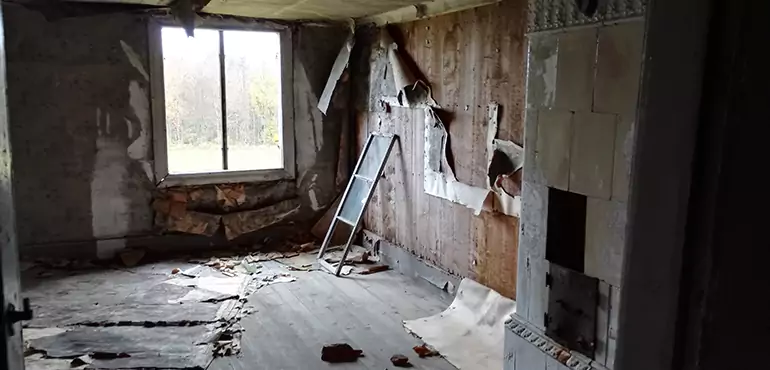 Why Selling a Distressed House Through Traditional Methods Fails in St. Paul