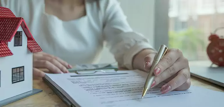 We Buy Homes to Help You Pay Off Debt – No Repairs or Upgrades Needed in St. Paul, MN